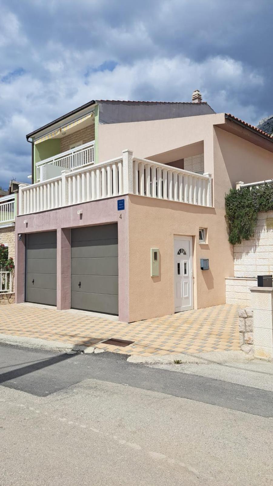 Apartments Fortica Целина Экстерьер фото